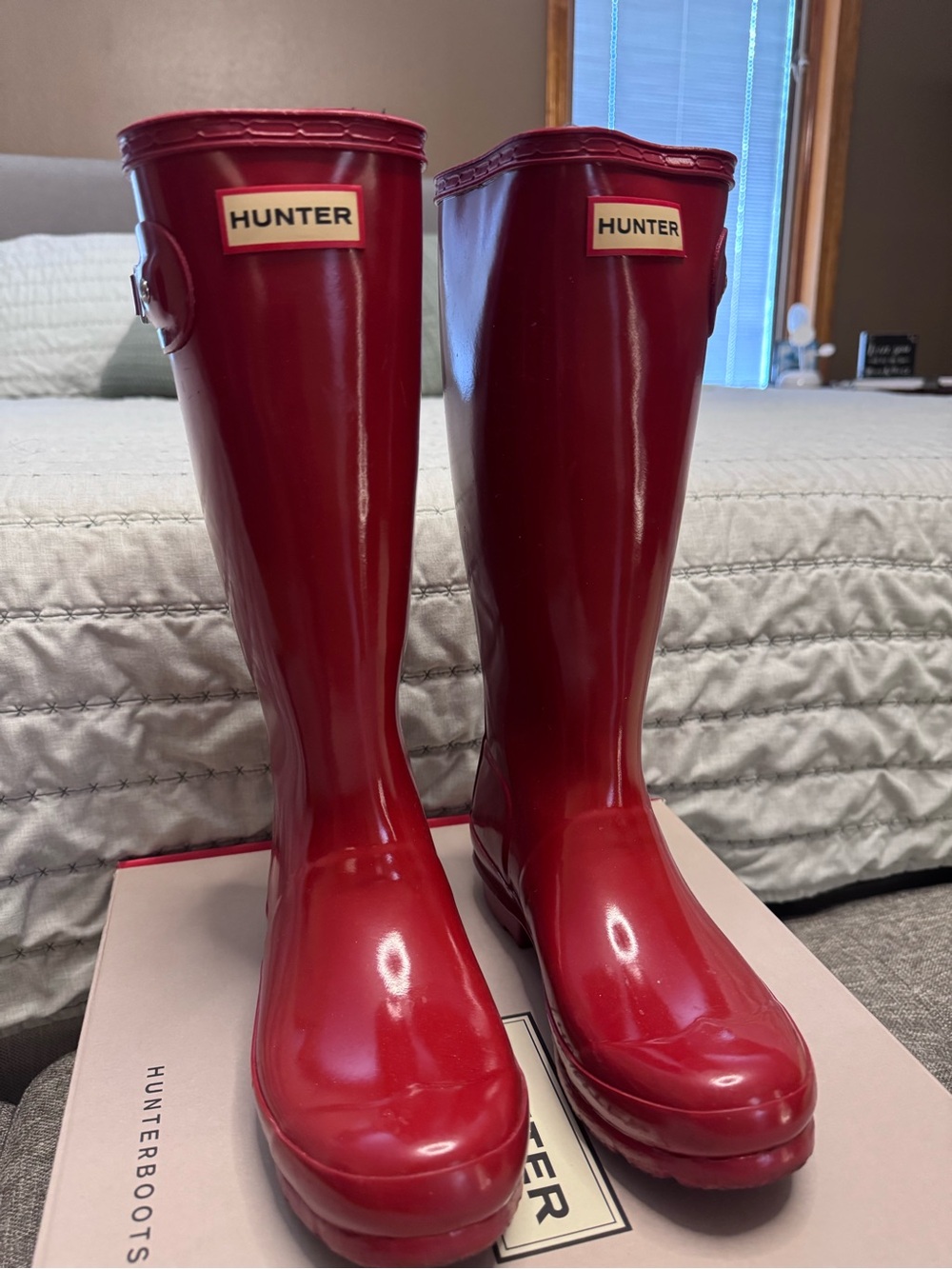 Hunter Red Gloss Rain Boots - Classic Tall